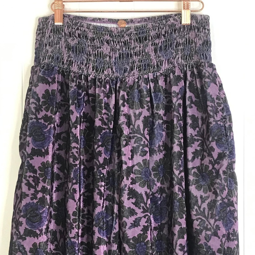 Free People One Marla Purple Floral Velvet Ruched Waist Jogger Pants SZ M - Picture 10 of 15
